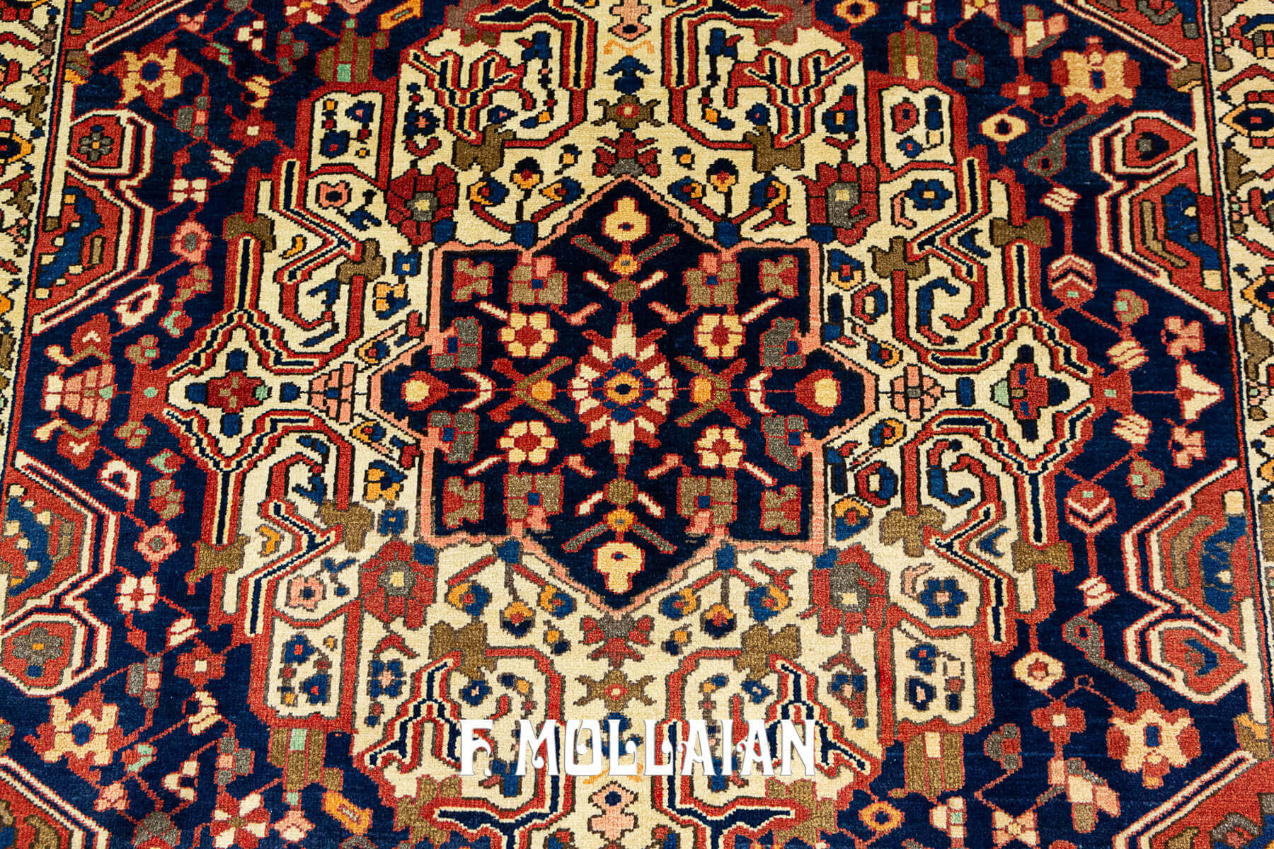 Antique Persian Hand-knotted Bakhtiari Rug n°:94716032